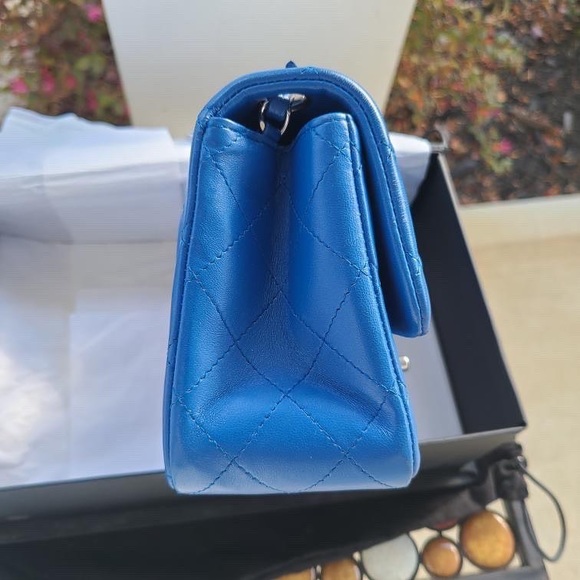 Chanel 22 Series Blue Lambskin Mini Crossbody Square w Silver FULL SET - Picture 5 of 9